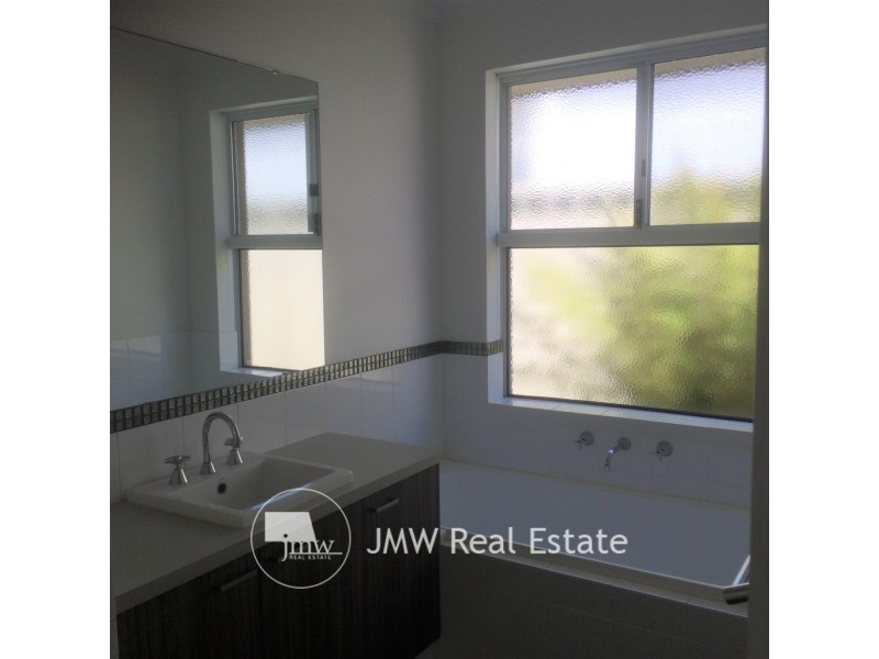 12 Castleroy Terrace, Dunsborough WA 6281