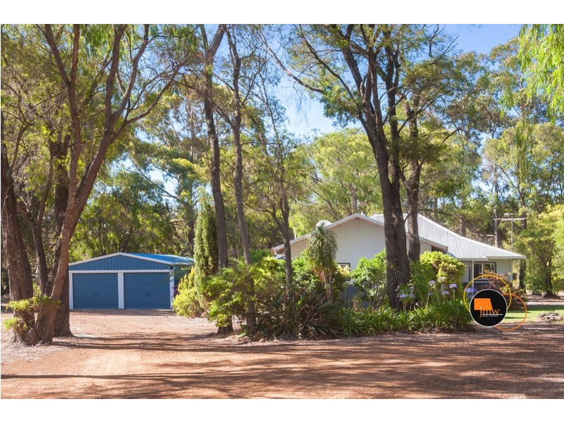 16 Hayes Road, Quindalup WA 6281