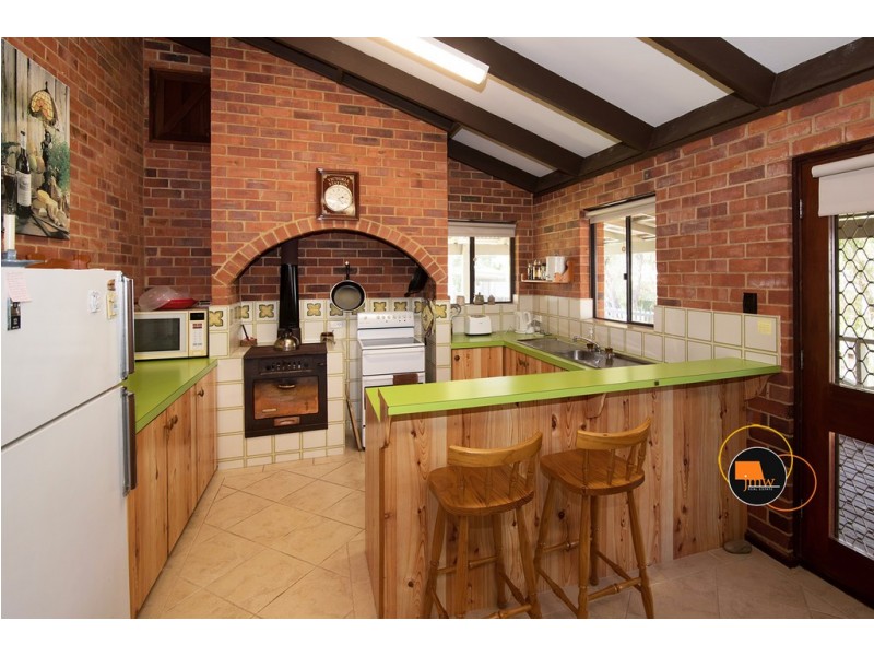8 Finlayson Street, Dunsborough WA 6281