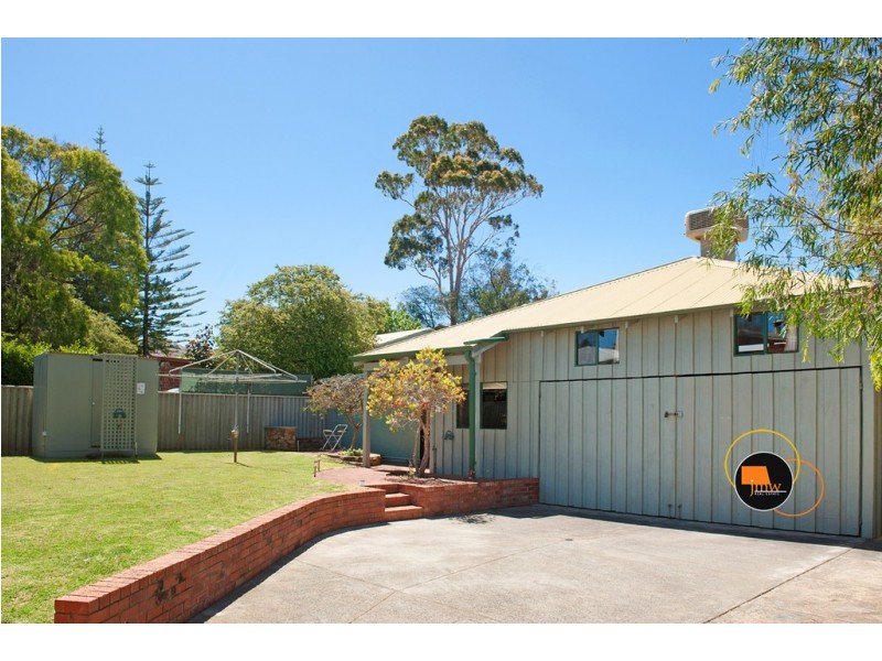 8 Finlayson Street, Dunsborough WA 6281