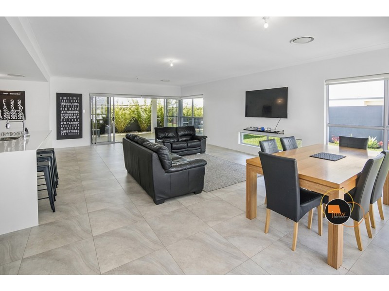 154 Dunsborough Lakes Drive, Dunsborough WA 6281