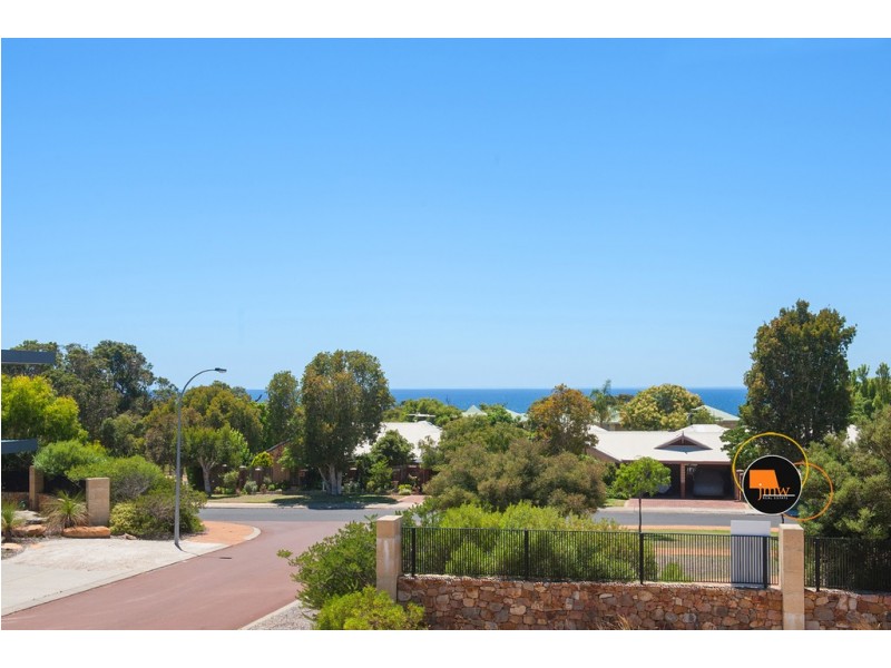 30 Hennessey Loop, Dunsborough WA 6281
