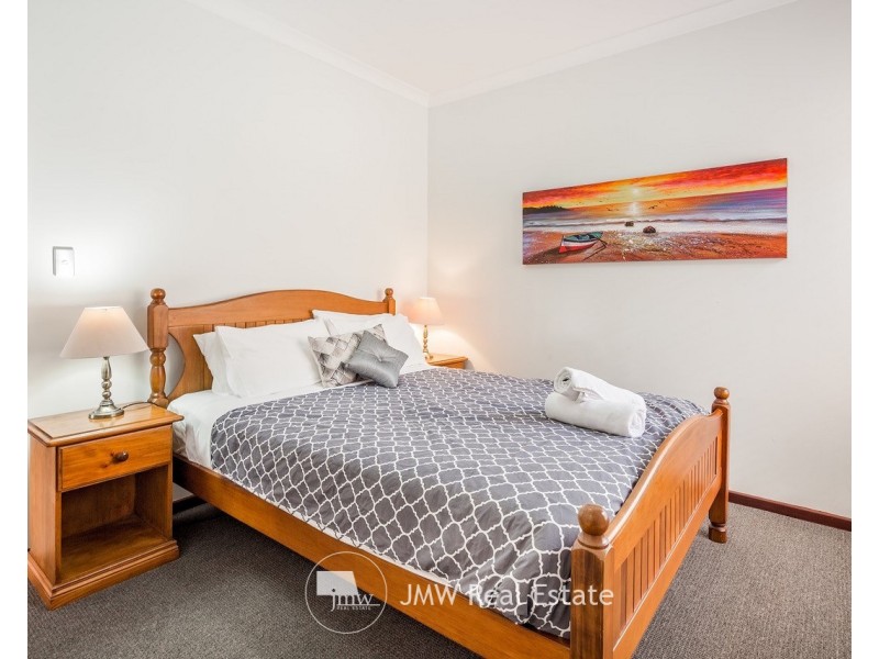 7/83 Gifford Road, Dunsborough WA 6281