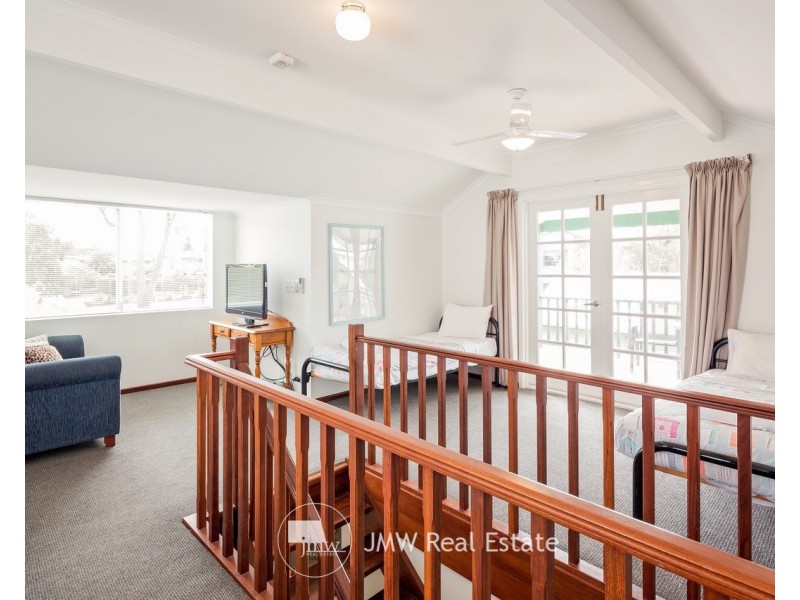7/83 Gifford Road, Dunsborough WA 6281