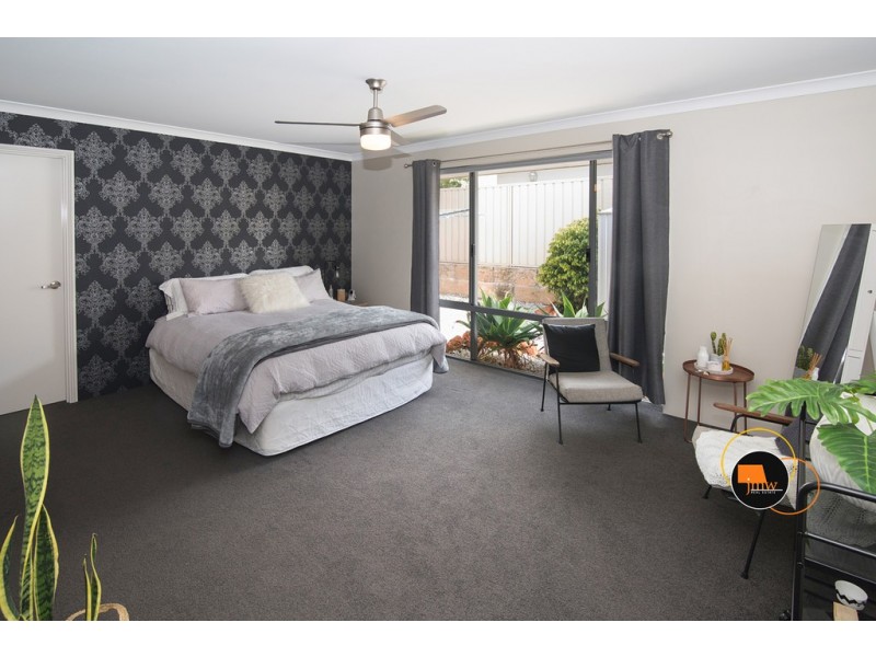 13 Indooroopilly Crescent, Dunsborough WA 6281