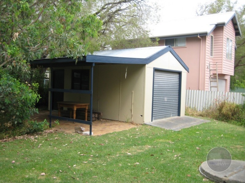 8 Lorna Street, Dunsborough WA 6281