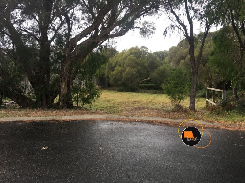 25 Curtis Street, Dunsborough WA 6281