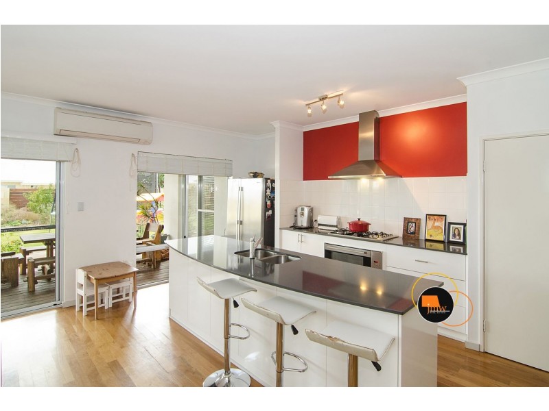 6 Cherry Hills Circle, Dunsborough WA 6281