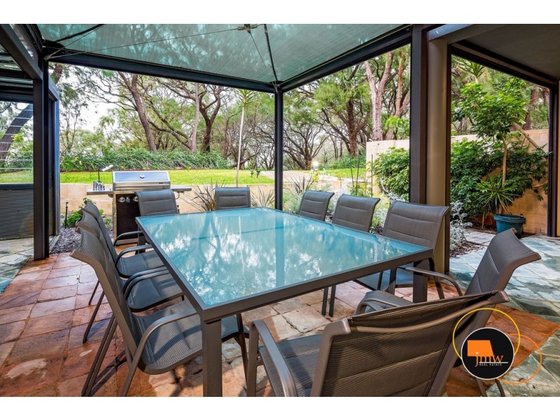 Unit 3 / 553 Bussell Highway, Broadwater WA 6280