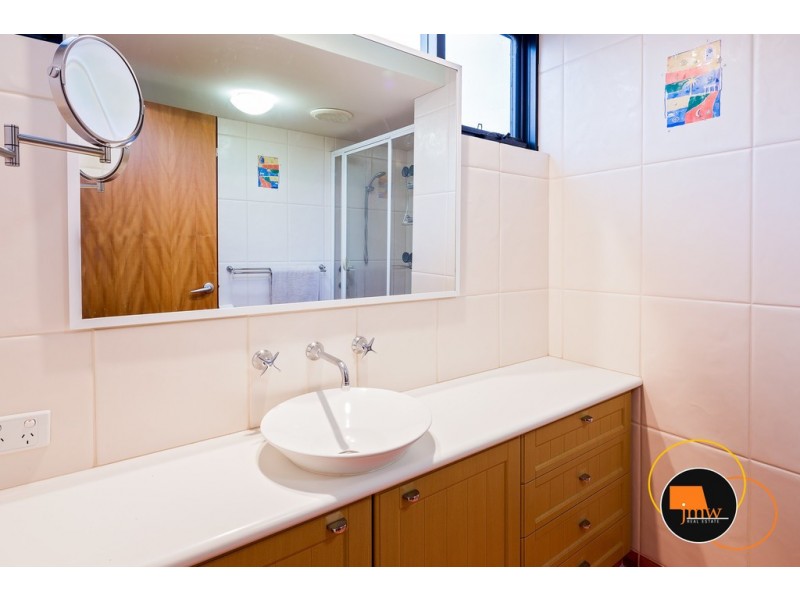 Unit 3 / 553 Bussell Highway, Broadwater WA 6280