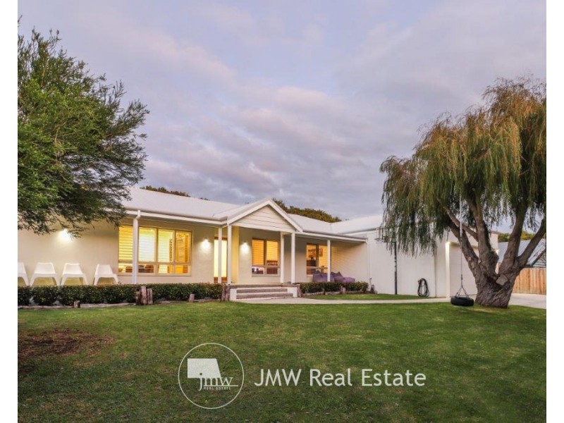 9 Dawson Drive, Yallingup WA 6282