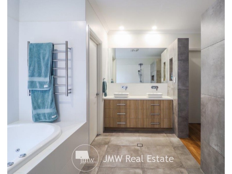 9 Dawson Drive, Yallingup WA 6282