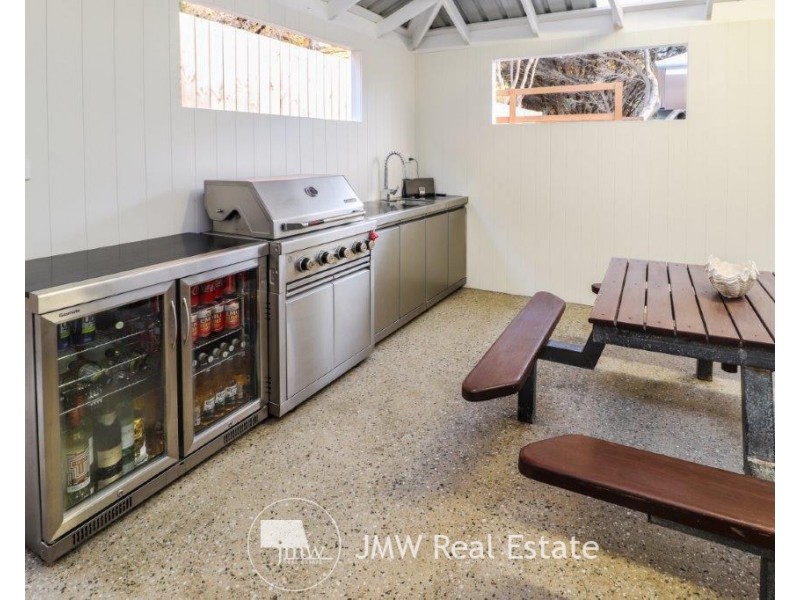 9 Dawson Drive, Yallingup WA 6282