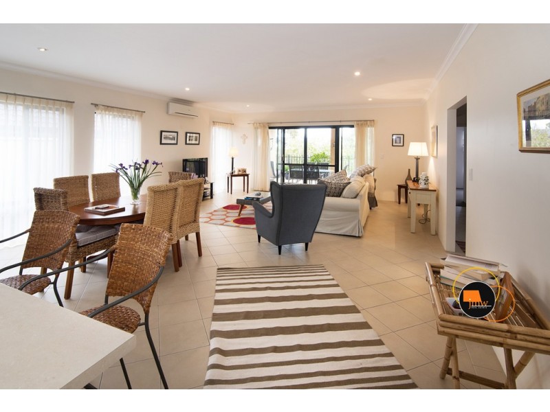 2 Barwon Lane, Dunsborough WA 6281