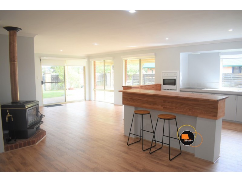 32 Seattle Court, Quindalup WA 6281