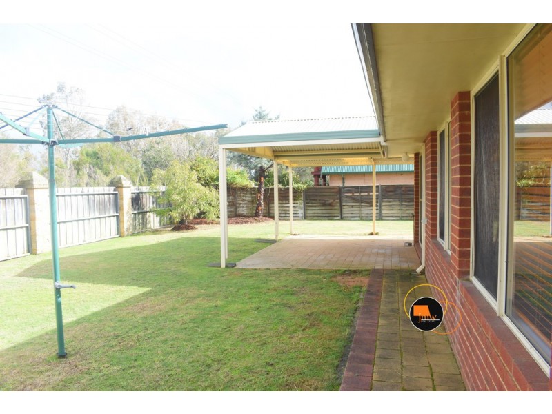 32 Seattle Court, Quindalup WA 6281