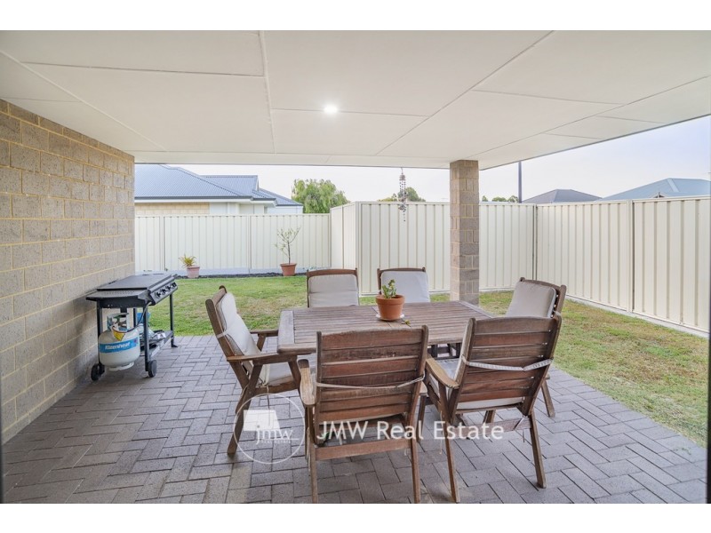 39 St Michaels Parkway, Dunsborough WA 6281