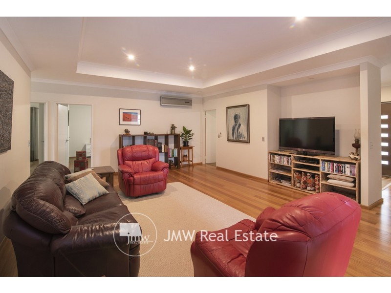 23 Oakmont Crescent, Dunsborough WA 6281