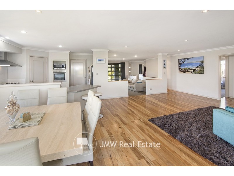 15 Augusta Parade, Dunsborough WA 6281