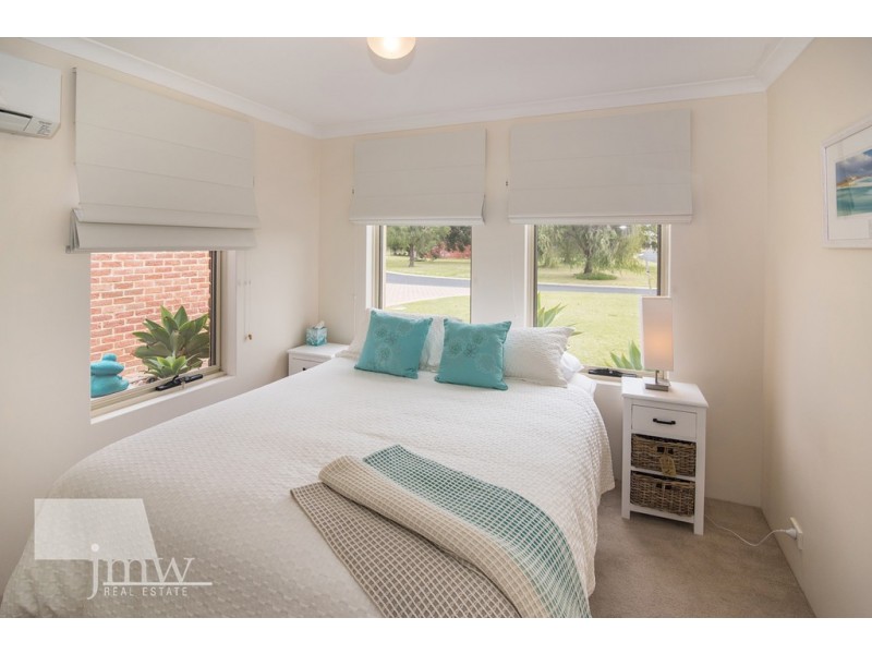 18 The Enclave, Dunsborough WA 6281