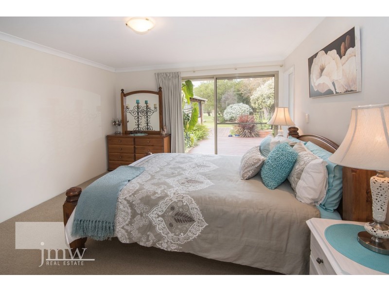 18 The Enclave, Dunsborough WA 6281