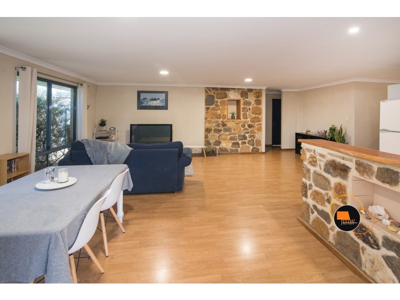 Unit 1 / 21 Amberley Loop, Dunsborough WA 6281