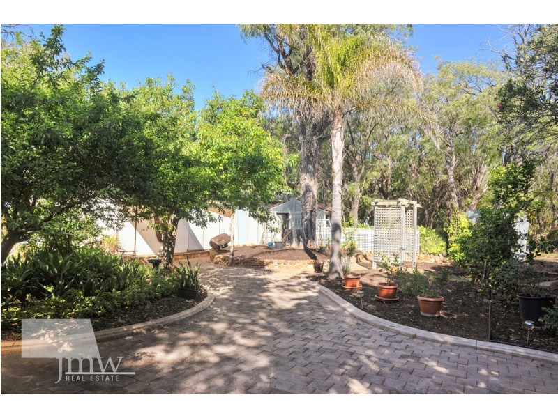 40 Campion Way, Quindalup WA 6281