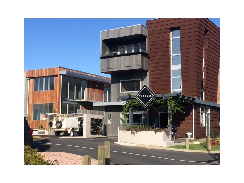 Unit 4 / 20 Faure Lane, Dunsborough WA 6281