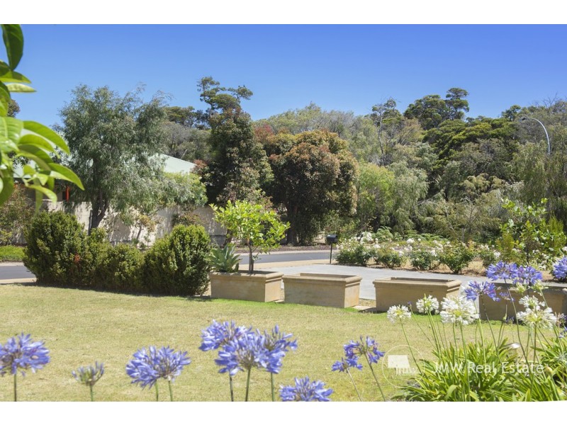 31 Gibson Drive, Dunsborough WA 6281