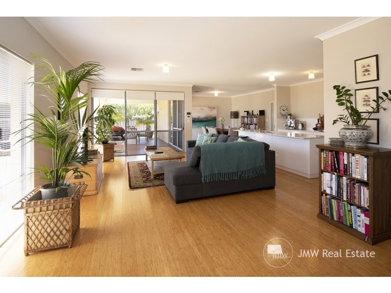 31 Gibson Drive, Dunsborough WA 6281