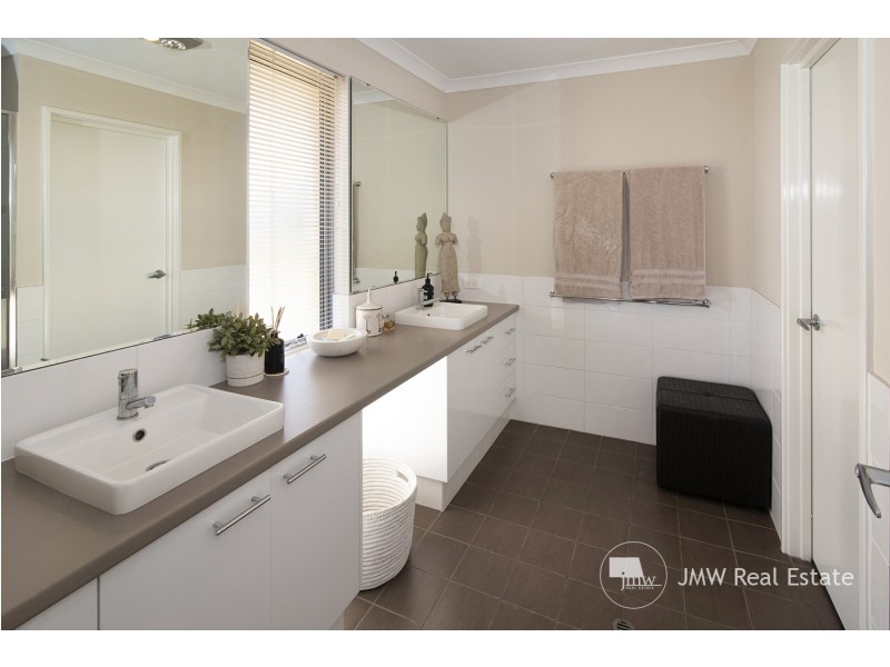 31 Gibson Drive, Dunsborough WA 6281