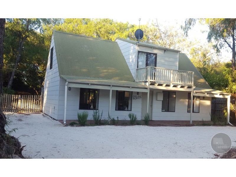 9 Campion Way, Quindalup WA 6281