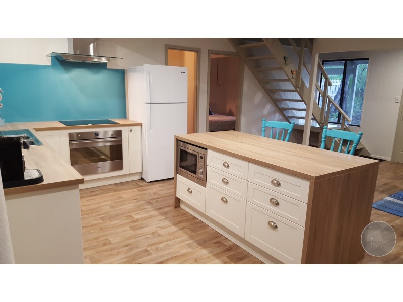 9 Campion Way, Quindalup WA 6281