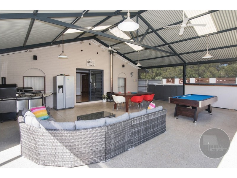 1 Manson Street, West Busselton WA 6280