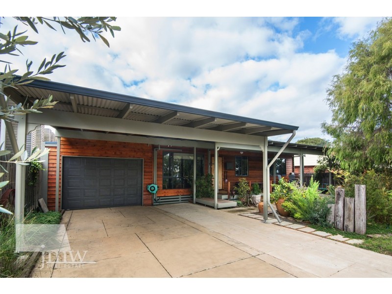 19 Lorna Street, Dunsborough WA 6281