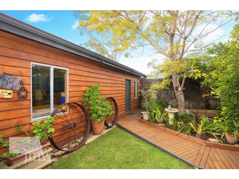 19 Lorna Street, Dunsborough WA 6281