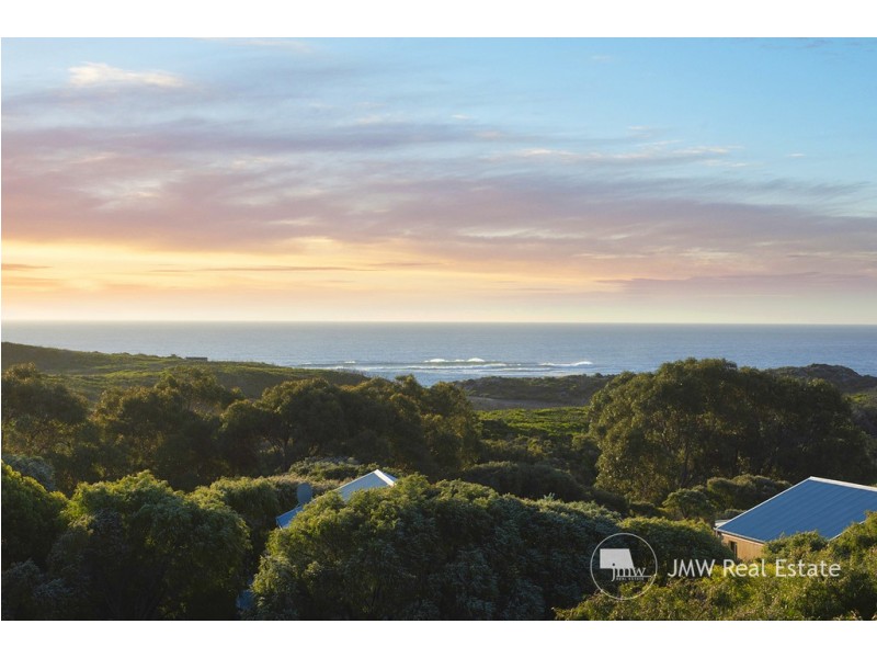 12 Freycinet Way, Gnarabup WA 6285