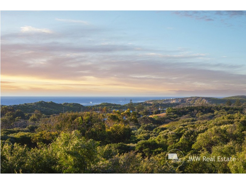 12 Freycinet Way, Gnarabup WA 6285