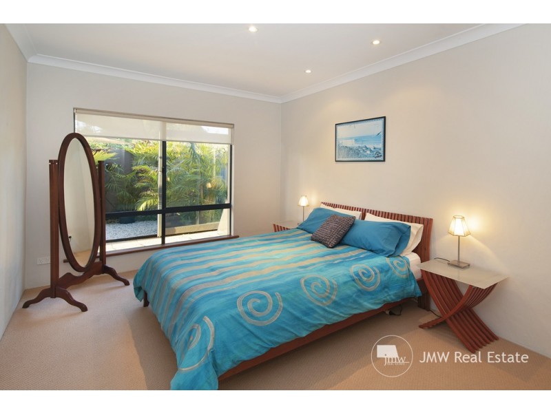 12 Freycinet Way, Gnarabup WA 6285