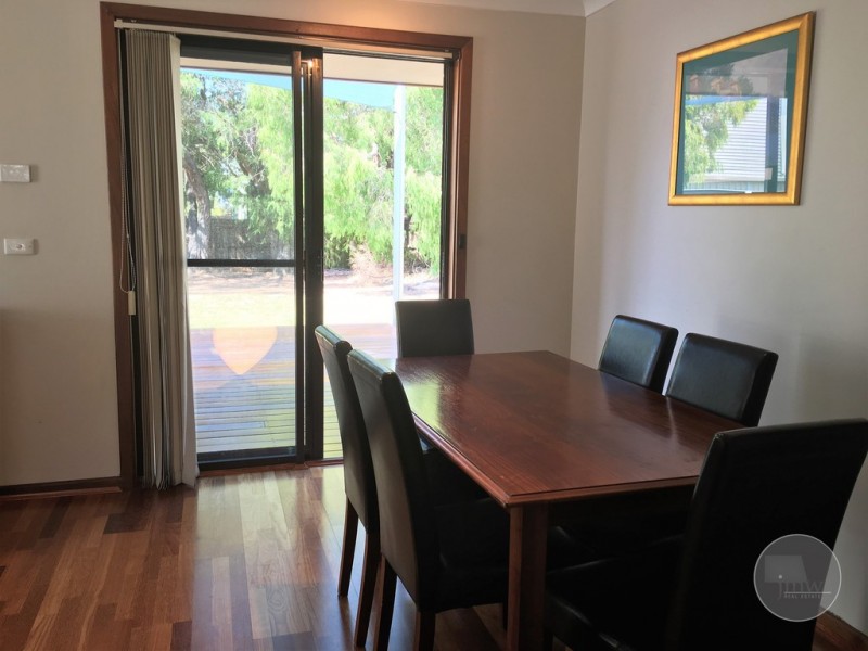 135 Gifford Road, Dunsborough WA 6281