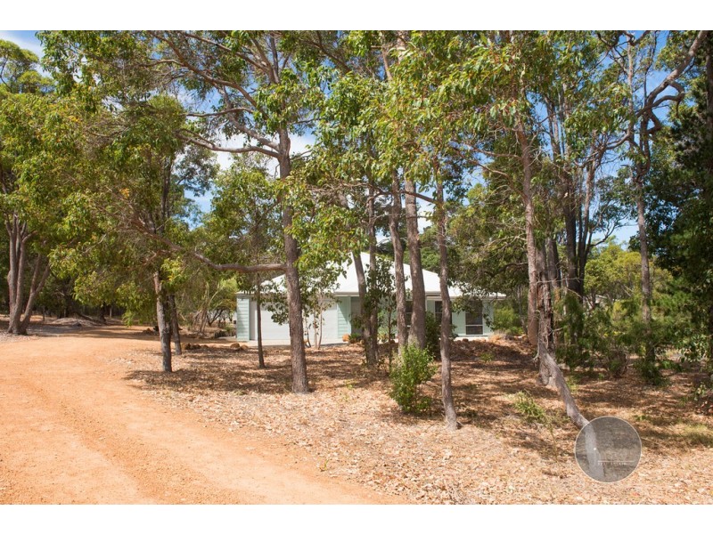8 Samphire Place, Dunsborough WA 6281