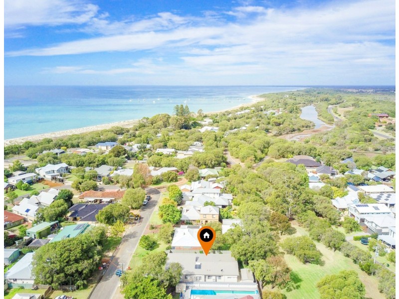 35 Ollis Street, Quindalup WA 6281