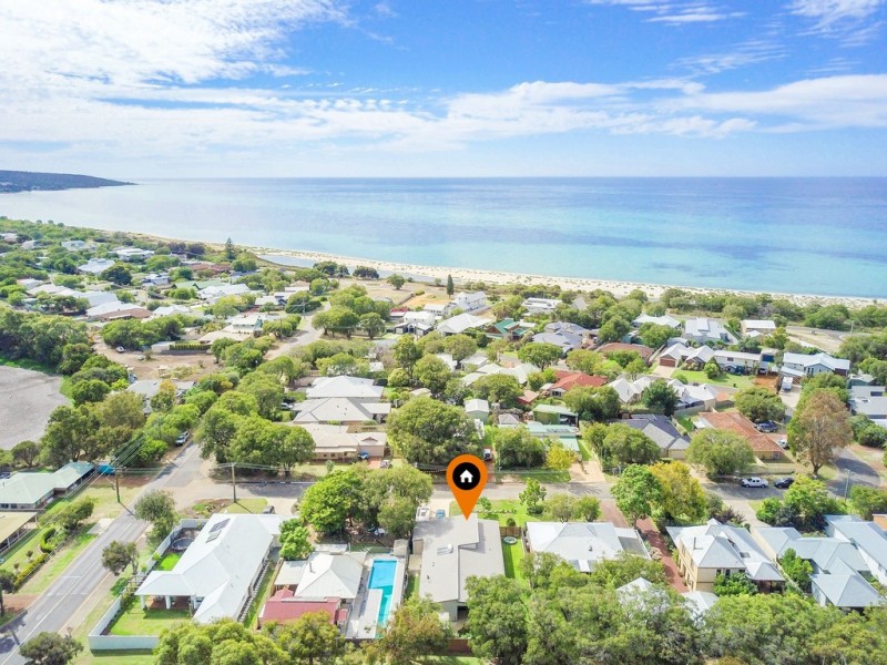 35 Ollis Street, Quindalup WA 6281