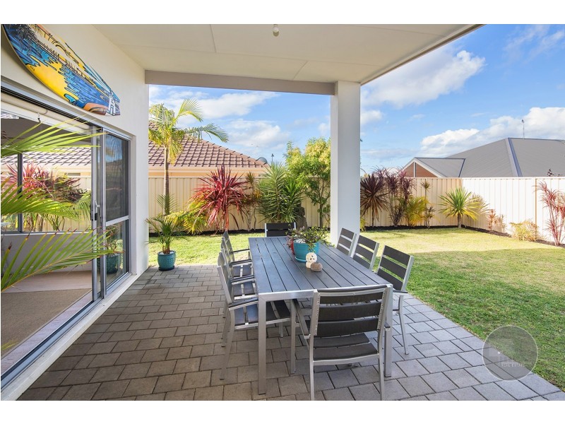 16 Augusta Parade, Dunsborough WA 6281