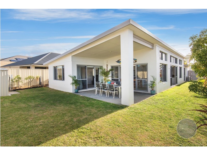 16 Augusta Parade, Dunsborough WA 6281