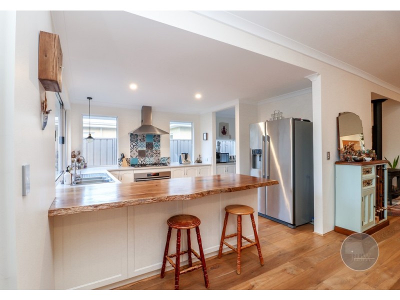 22 Ballard Loop, Dunsborough WA 6281