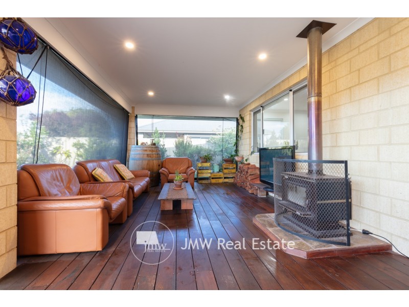 14 Indooroopilly Crescent, Dunsborough WA 6281