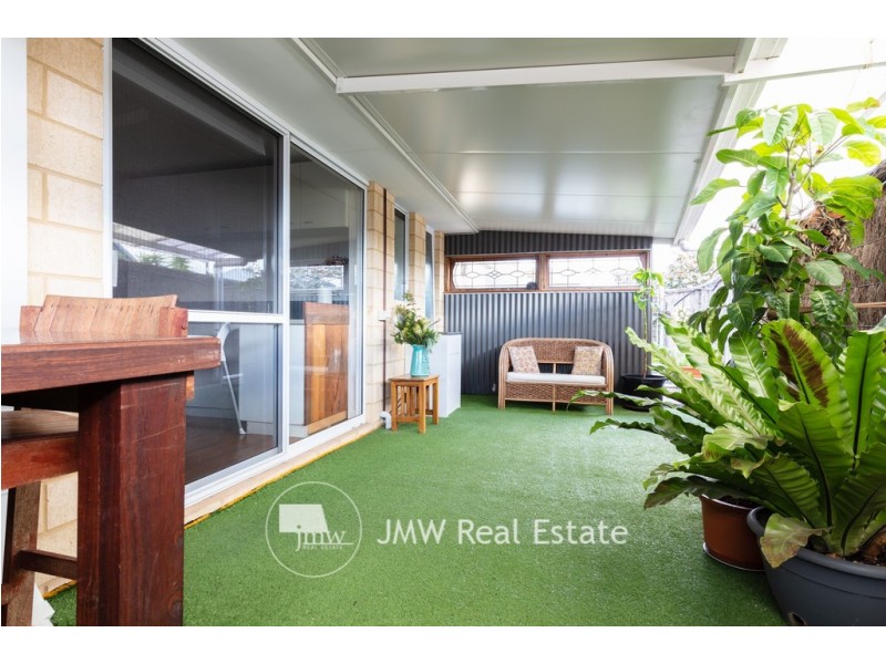 14 Indooroopilly Crescent, Dunsborough WA 6281