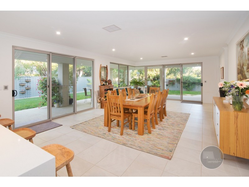 35 Ollis Street, Quindalup WA 6281