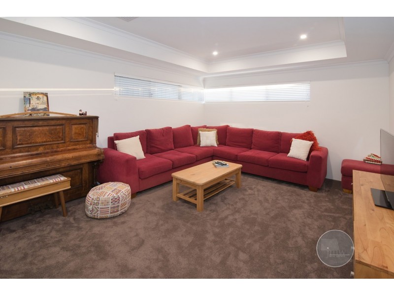 35 Ollis Street, Quindalup WA 6281